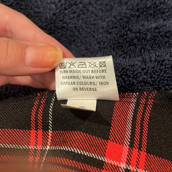 Reclaimed Vintage red & black plaid mini dress - Picture 5 of 5